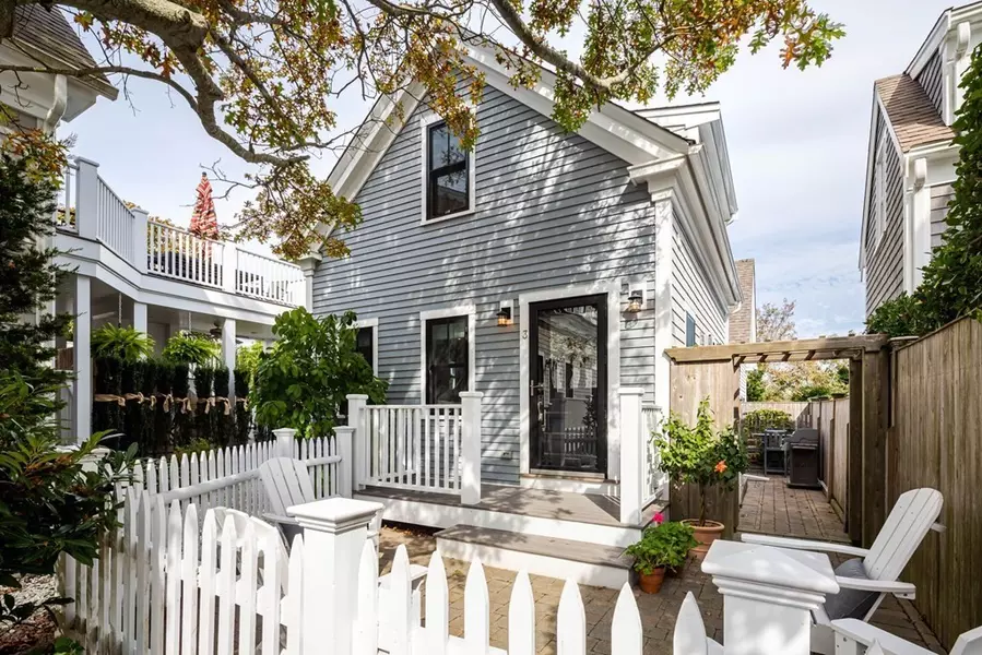 7 Conant Street #3, Provincetown, MA 02657