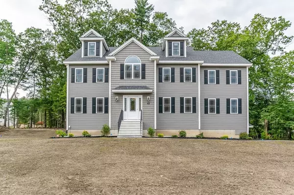 28 Fieldstone Lane, Billerica, MA 01821