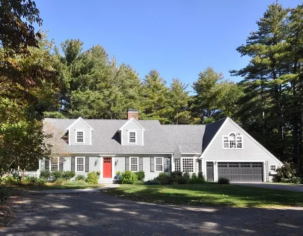 353 Deacon Haynes Rd, Concord, MA 01742