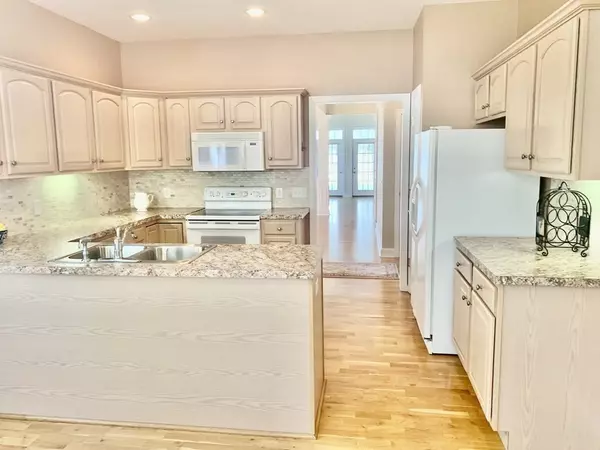 Acton, MA 01720,10 Hartland Way #10
