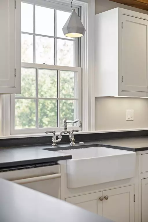 Milton, MA 02186,237 Hillside St