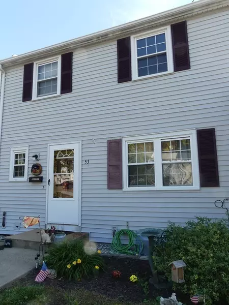 53 Warebrook Vlg, Ware, MA 01082