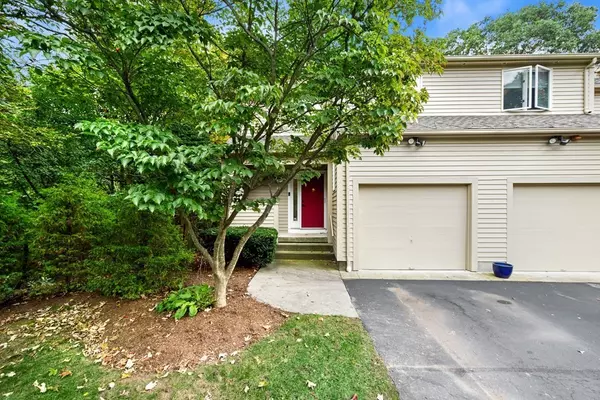 22 Poppasquash Rd #22, North Attleboro, MA 02760