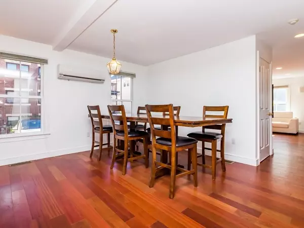 Newton, MA 02458,12 Richardson Street #12