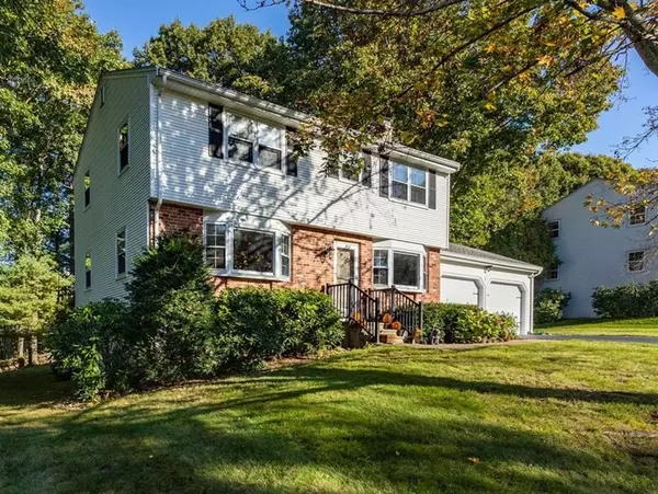 31 Bunker Hill Rd, Shrewsbury, MA 01545