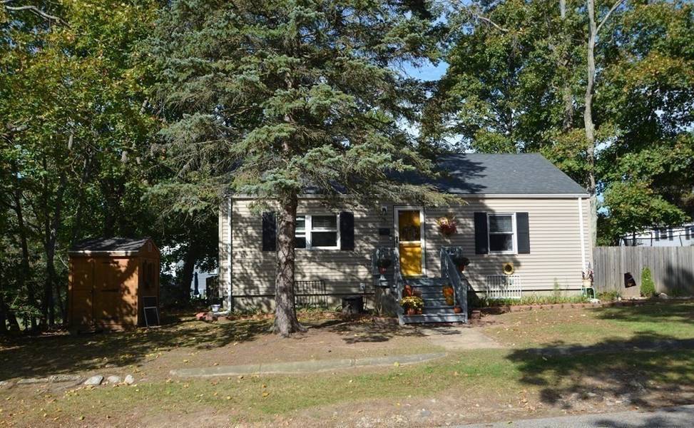 348 Field St, Brockton, MA 02302