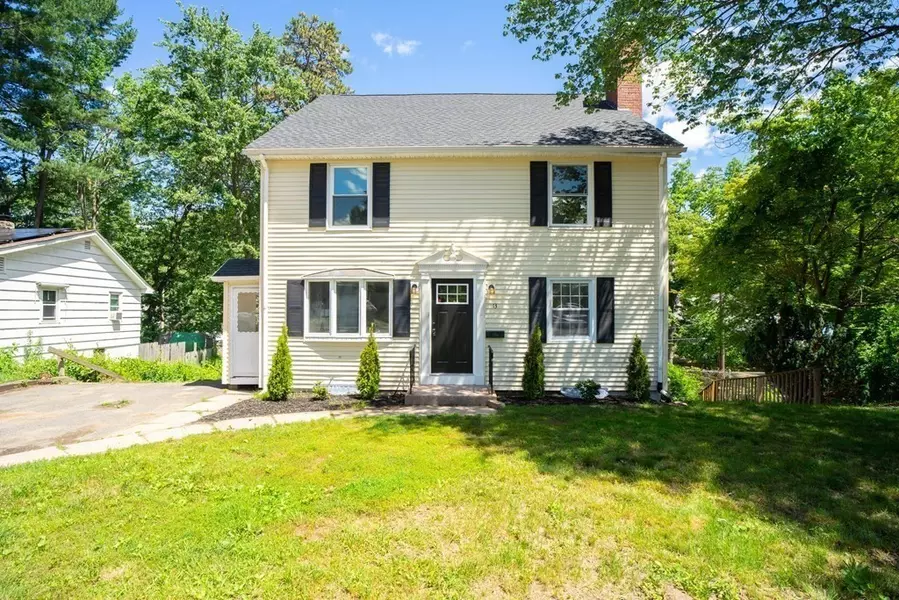 13 Wood St., Southwick, MA 01077