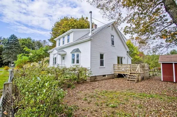 Granville, MA 01034,408 Main Rd