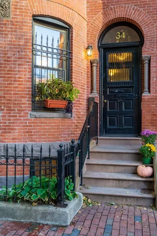 34 Claremont Park #1, Boston, MA 02118