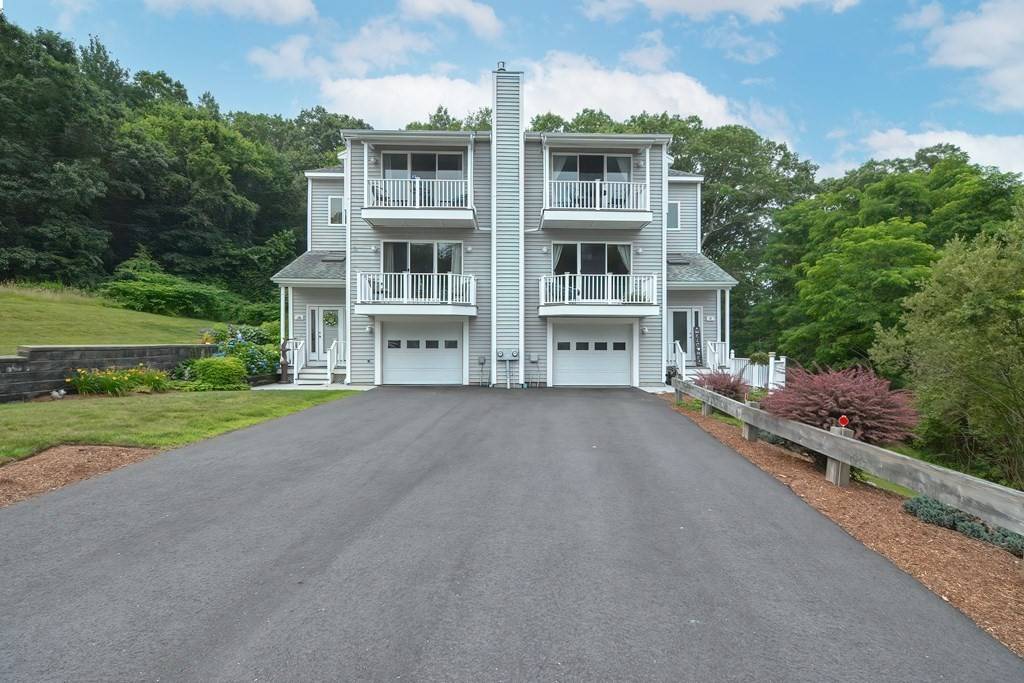 3865 N Main St #18, Fall River, MA 02720