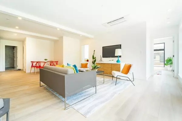 Boston, MA 02118,1950 Washington St #3C