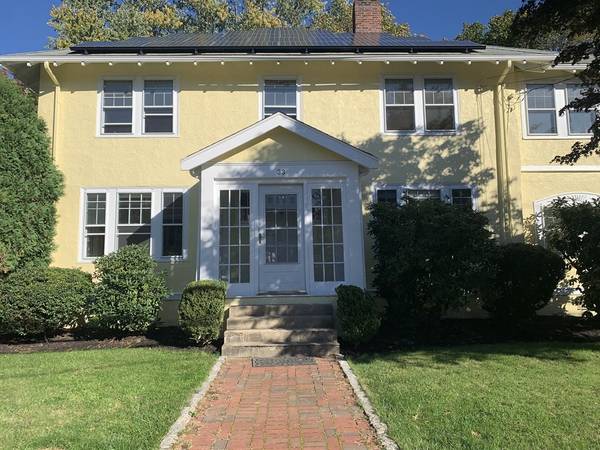 33 Walnut St, Natick, MA 01760