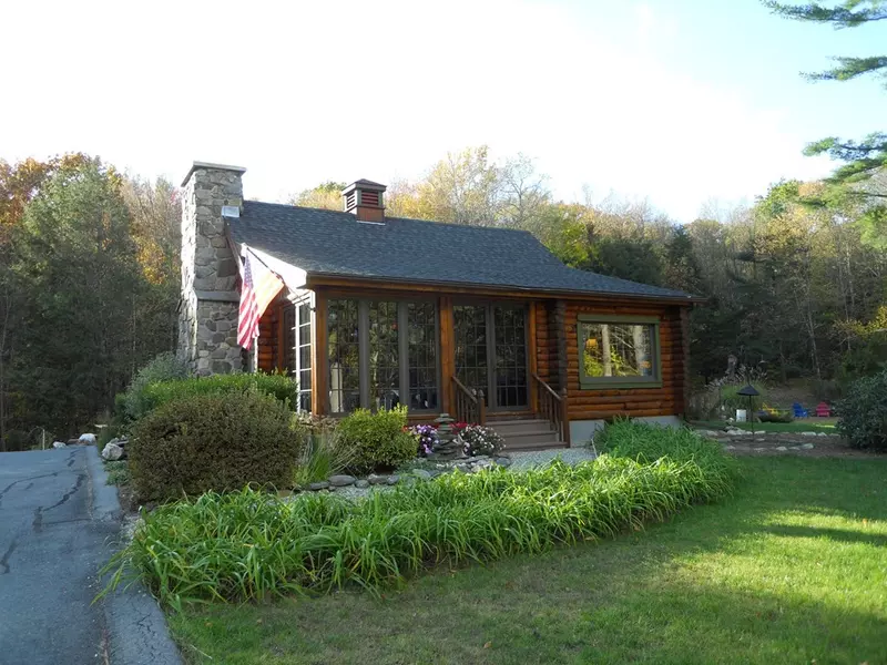 102 Skyline Trail, Chester, MA 01011