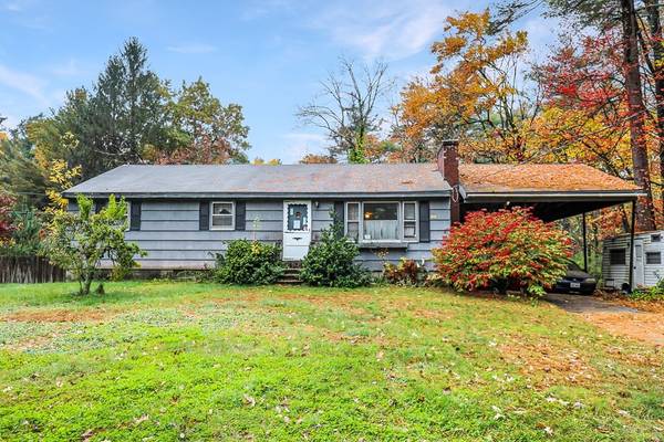 424 Dunstable Road, Tyngsborough, MA 01879