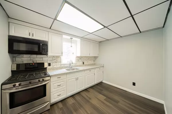 Fall River, MA 02720,160 Stewart St