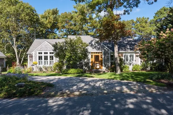 28 Pine Ridge, Barnstable, MA 02635