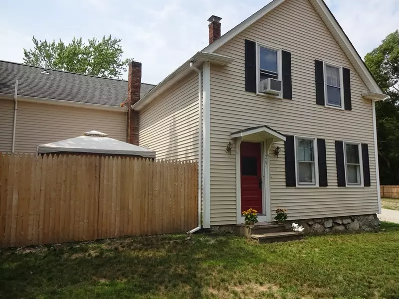 267 Tremont St, Carver, MA 02330