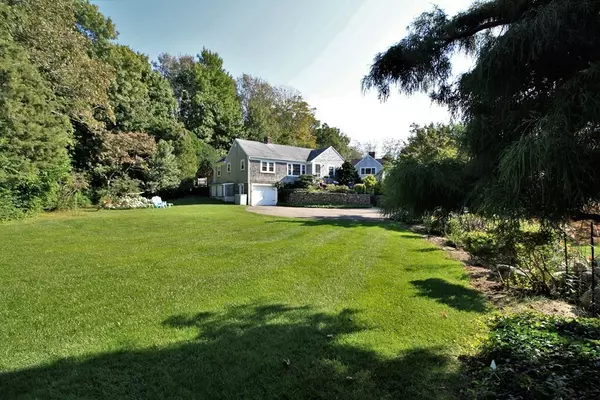 Yarmouth, MA 02675,34 Gingerbread Ln