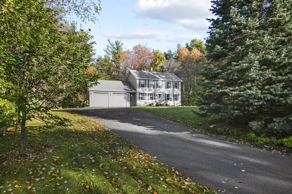 Hubbardston, MA 01452,149 New Westminster Rd