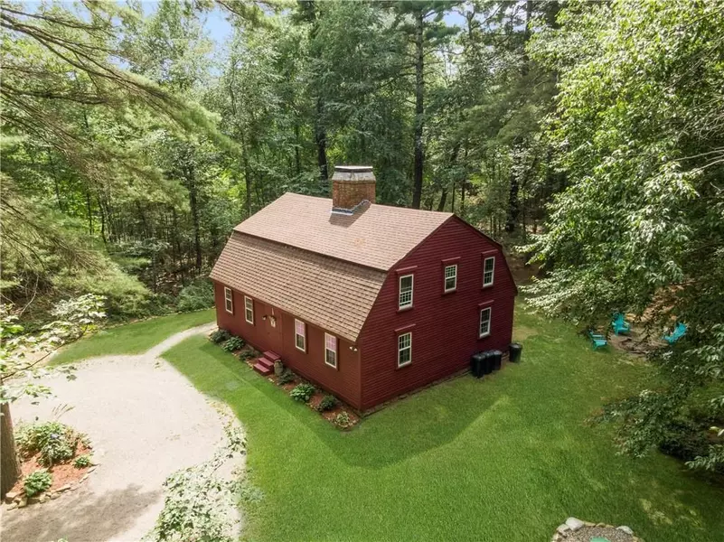 27 Durfee Hill Rd, Glocester, RI 02814