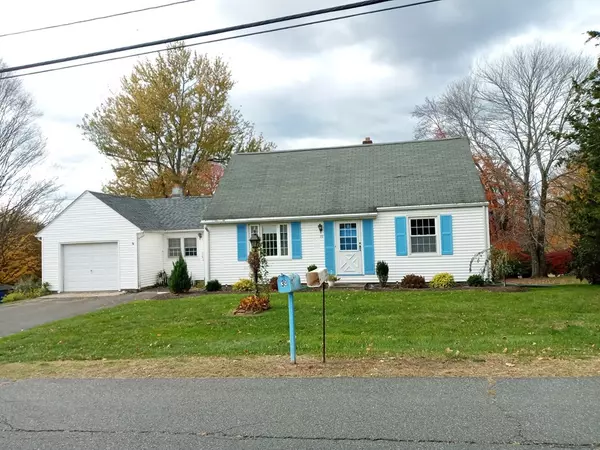 39 High St, Granby, MA 01033