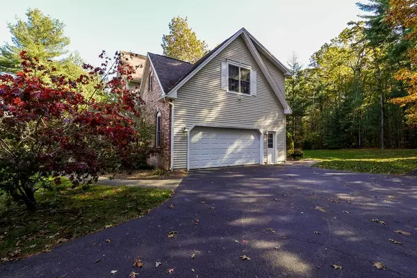 Southwick, MA 01077,43 Lexington Cir