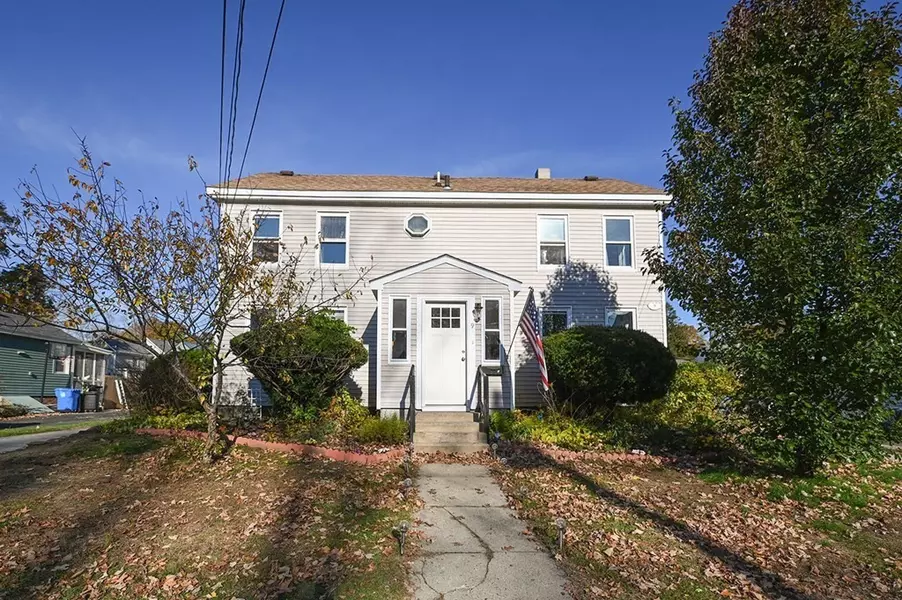 9&11 Pleasant St, Merrimac, MA 01860