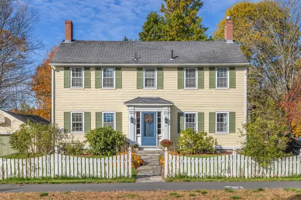 13 Elm St, Georgetown, MA 01833