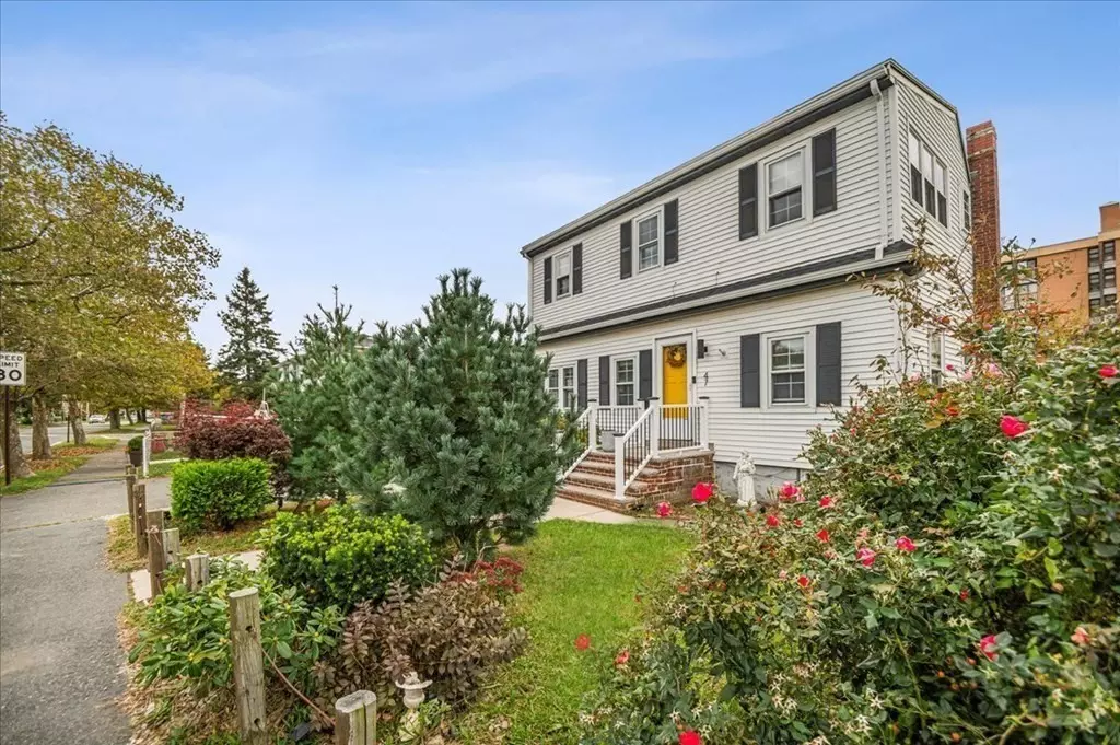 Revere, MA 02151,47 Winthrop Parkway