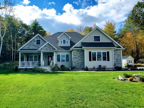 18 Steele Rd, Derry, NH 03038