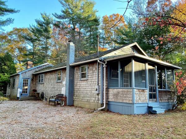 214 A County Rd, Freetown, MA 02717