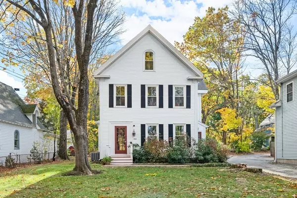 Lincoln, MA 01773,146 Lincoln Rd #B