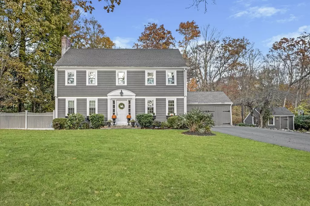 Topsfield, MA 01983,14 High Street