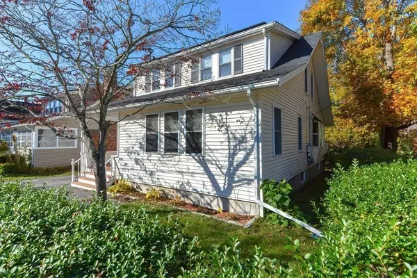 Kingston, MA 02364,10 Howlands Ln