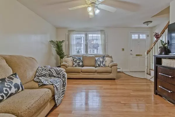 Agawam, MA 01001,418 Meadow St #B5