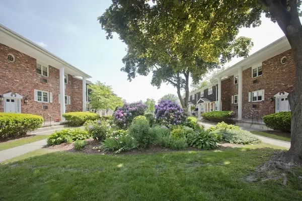 418 Meadow St #B5, Agawam, MA 01001