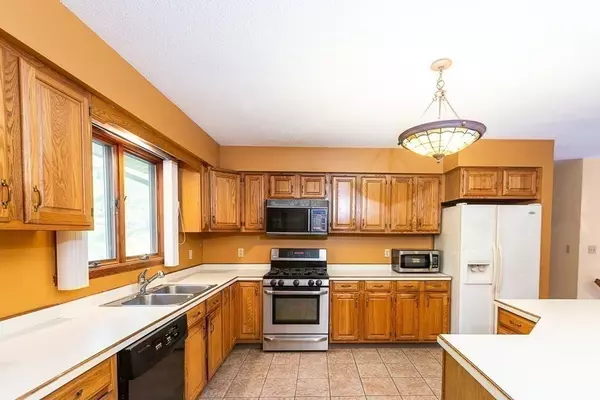 Fall River, MA 02722,312 Mohawk Drive