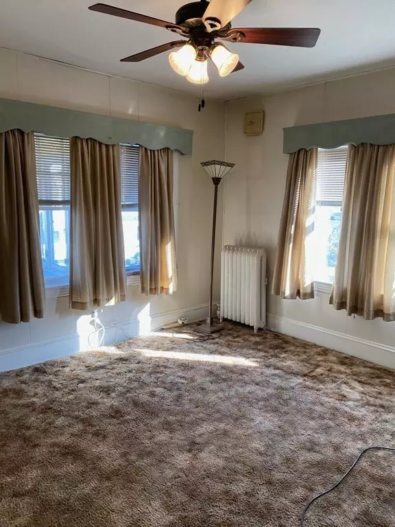 Worcester, MA 01606,10 Merrill Rd