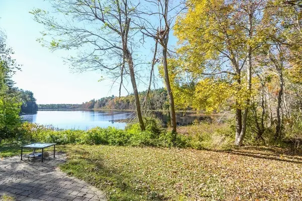 Wareham, MA 02576,40 Weaver St #D