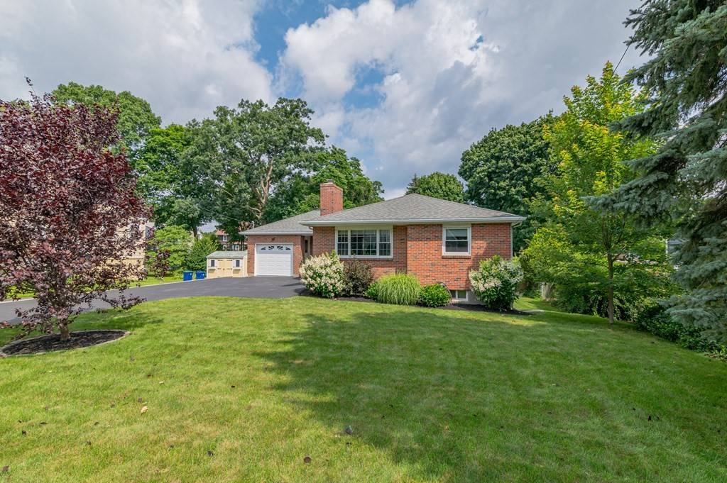 Braintree, MA 02184,189 Hollis Ave