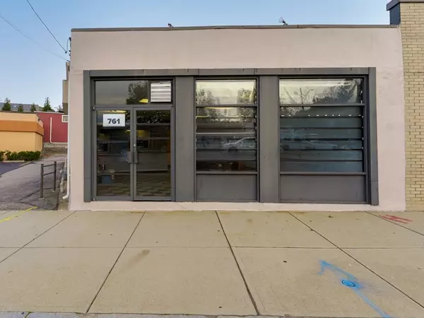 761 North Main Street, Providence, RI 02904