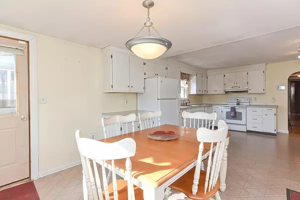 Millbury, MA 01527,62-A&B Burbank St