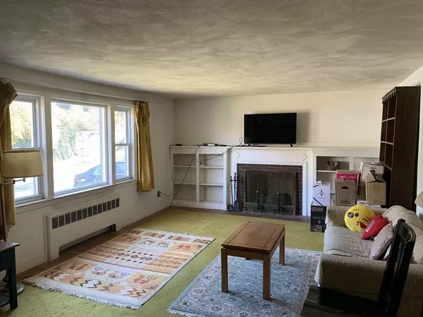 Milton, MA 02186,25 Century Lane