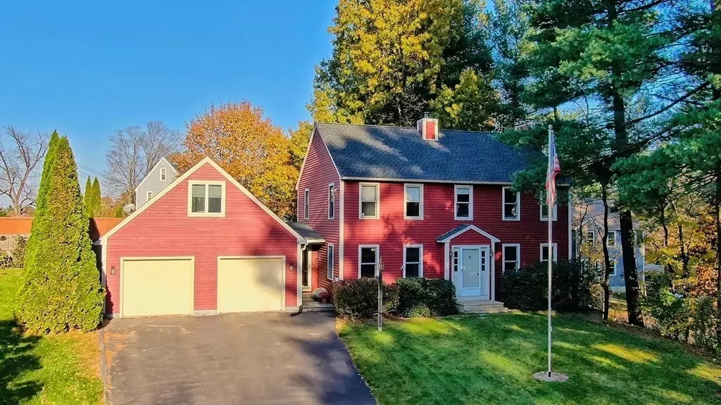 24 Boscobel Ln, Leominster, MA 01453