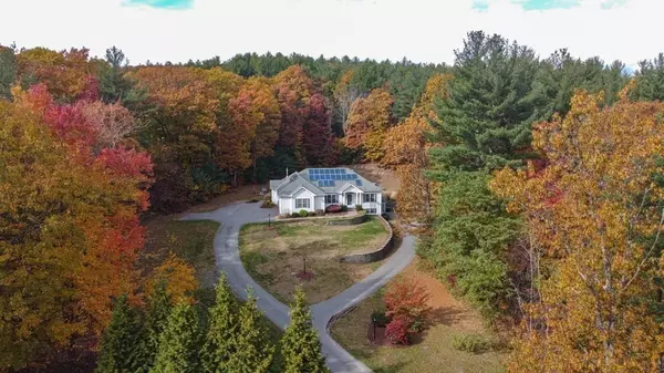 429 Wanoosnoc Rd, Fitchburg, MA 01420