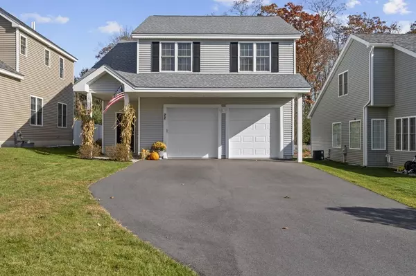 22 Hyde Park Circle, Uxbridge, MA 01569