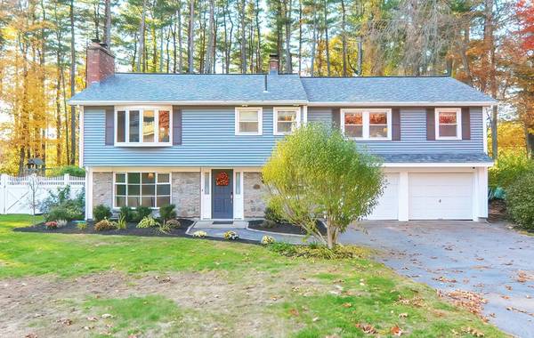 42 Ledgewood Rd, Framingham, MA 01701