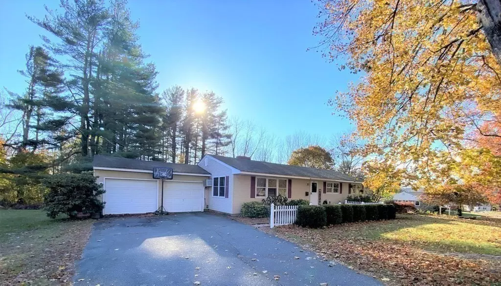 14 Highland St, Ware, MA 01082