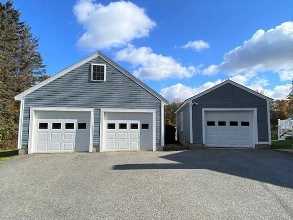 Hubbardston, MA 01452,160 Gardner Rd