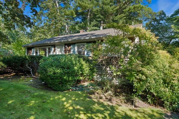 Kingston, MA 02364,5 White Pine Ln